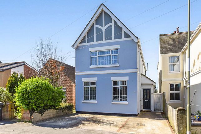 4 bed detached house