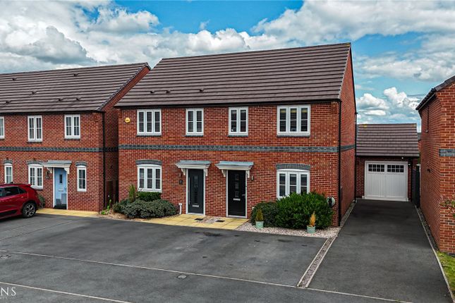 3 bedroom semi-detached house for sale