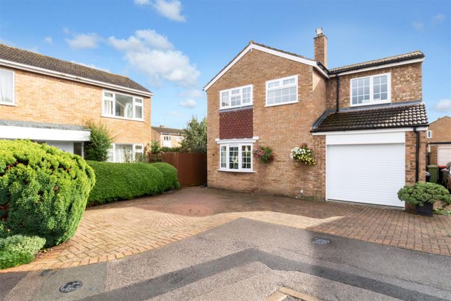 4 bed detached house