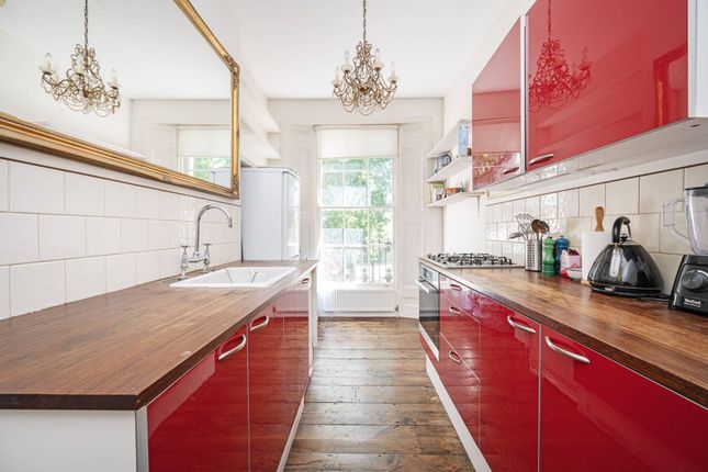 Granville Square, Clerkenwell... 2 bed flat for sale