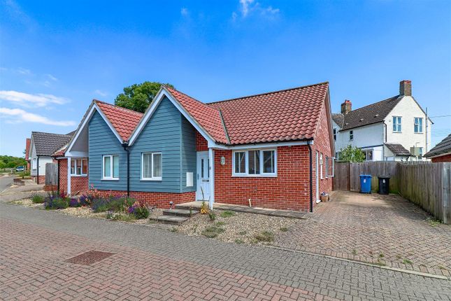 2 bedroom semi-detached bungalow for sale