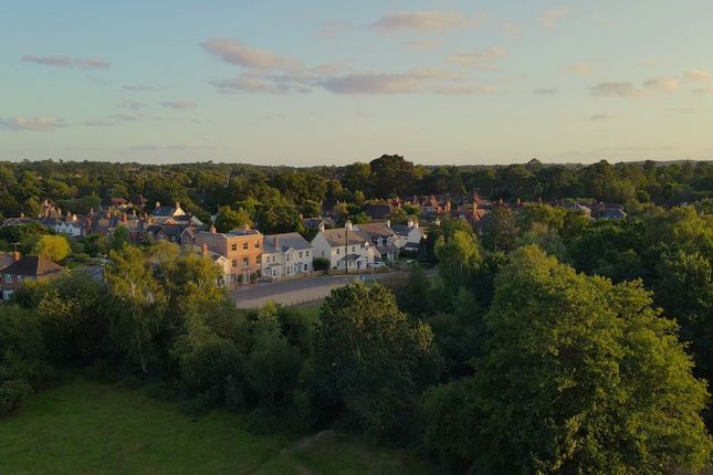 Meerut Road, Brockenhurst, SO42 3 bed terraced house for sale
