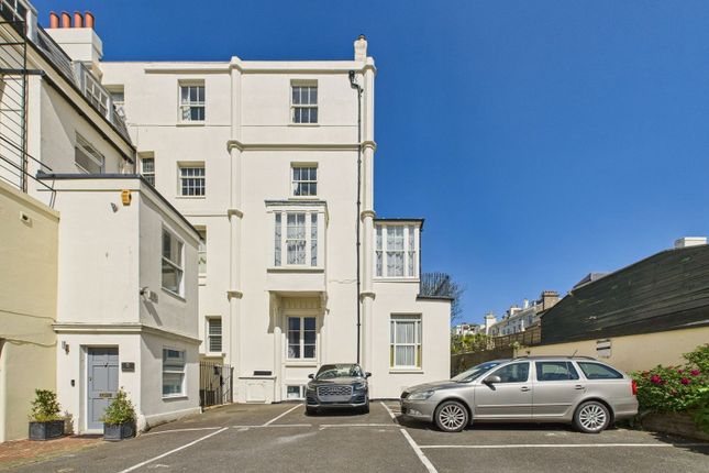 Sillwood Place, Brighton, BN1 2LH 2 bed flat for sale
