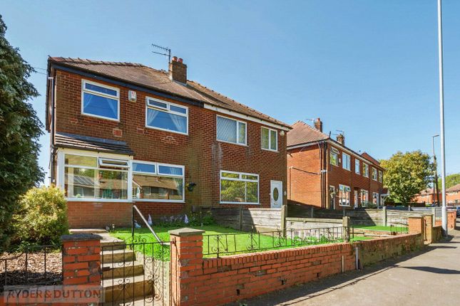 Trent Road, Shaw, Oldham, Greater... 3 bed semi
