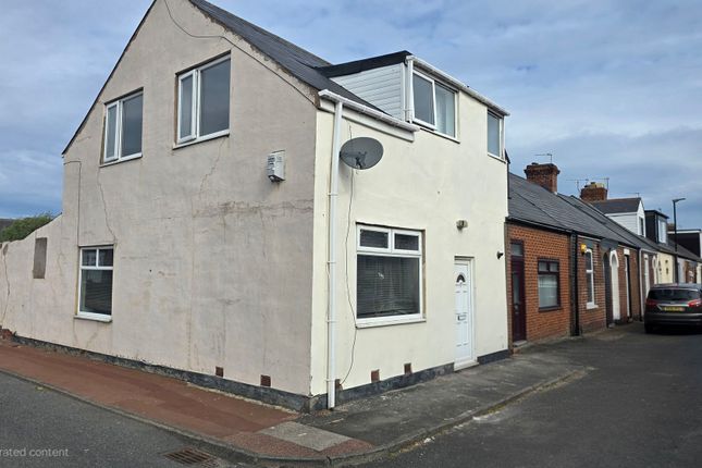 3 bed end terrace house