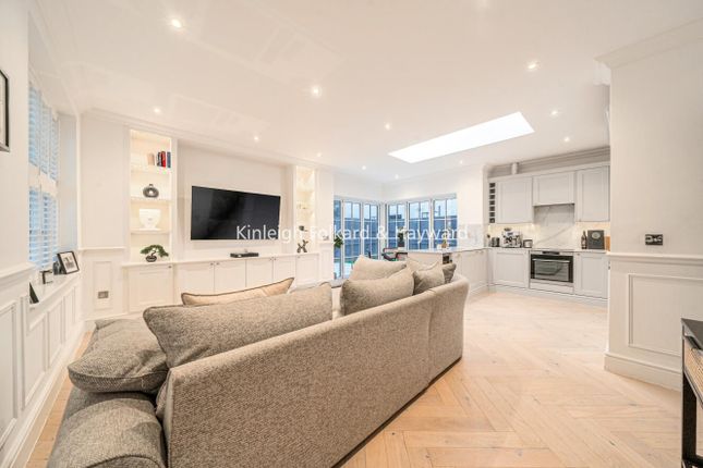 Croydon Road, Keston, Kent, BR2 2 bed maisonette for sale