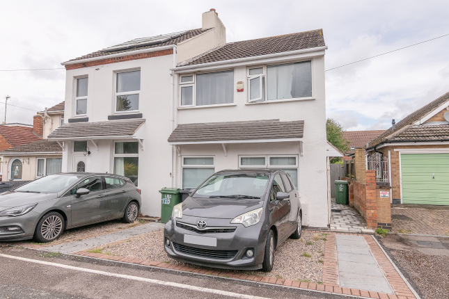 Byron Street, Loughborough LE11 3 bed semi