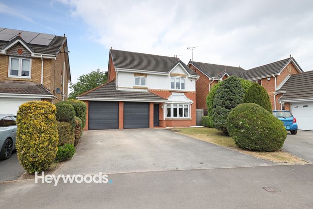 4 bed detached house