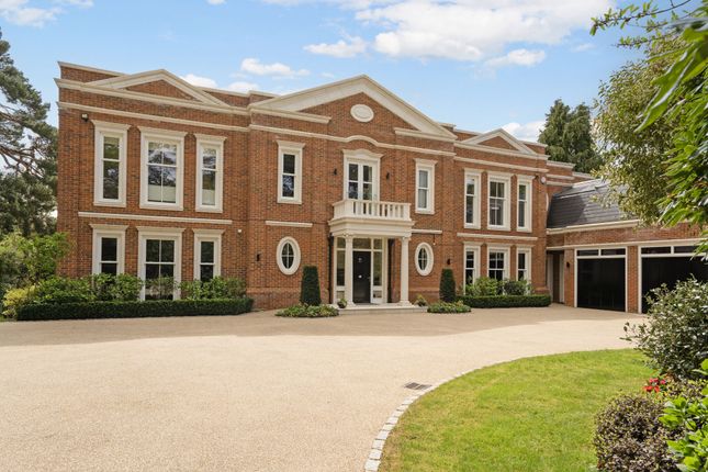 6 bedroom detached house for sale
