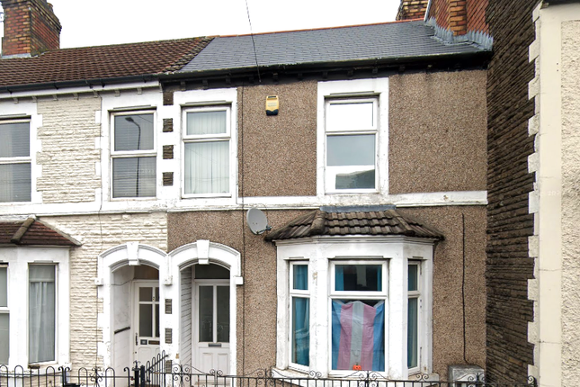 4 bedroom terraced house for sale