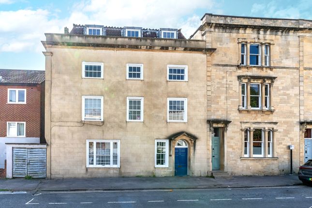 BRISTOL BS6 2 bed ground floor flat for sale