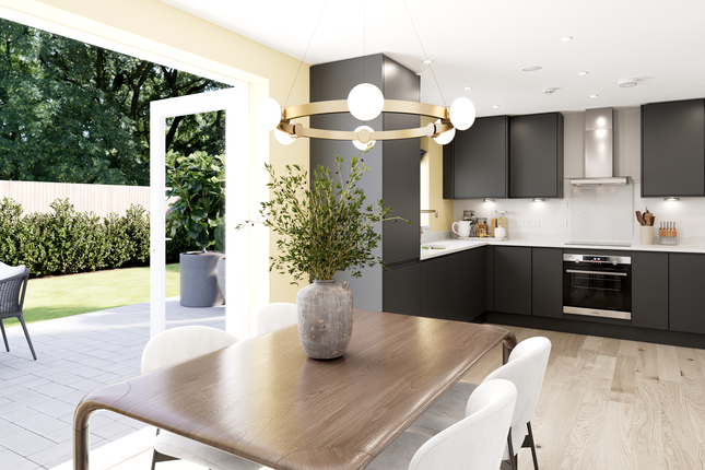 4 bed detached house