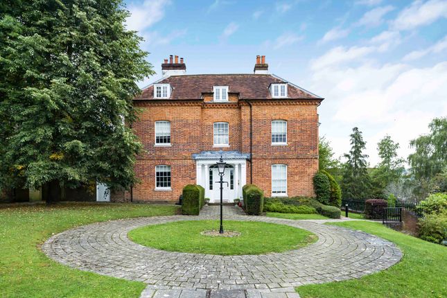 Rutland Street, High Wycombe, HP11 3 bed apartment for sale