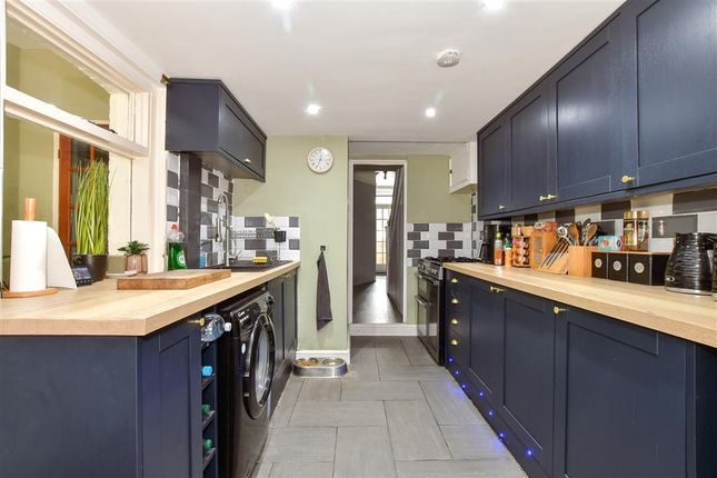 Grove Road, Folkestone, Kent 4 bed terraced house for sale