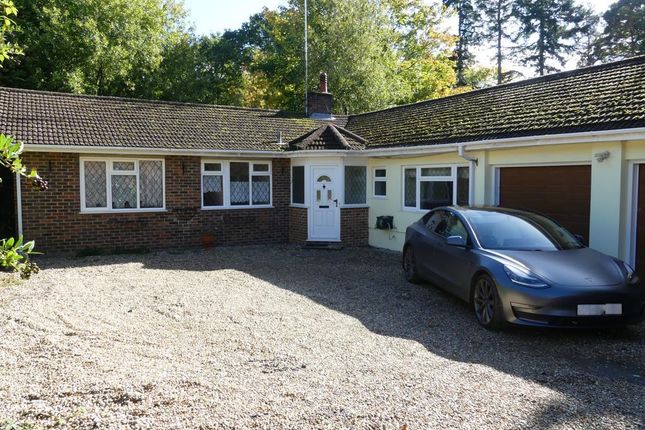 Copthorne Common, Copthorne, Crawley 4 bed detached bungalow for sale