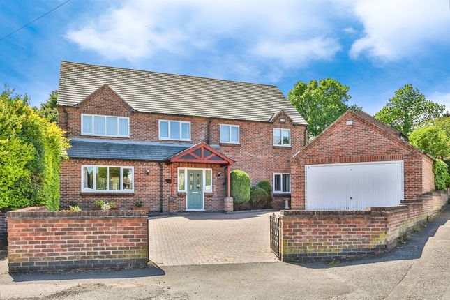 5 bed detached house