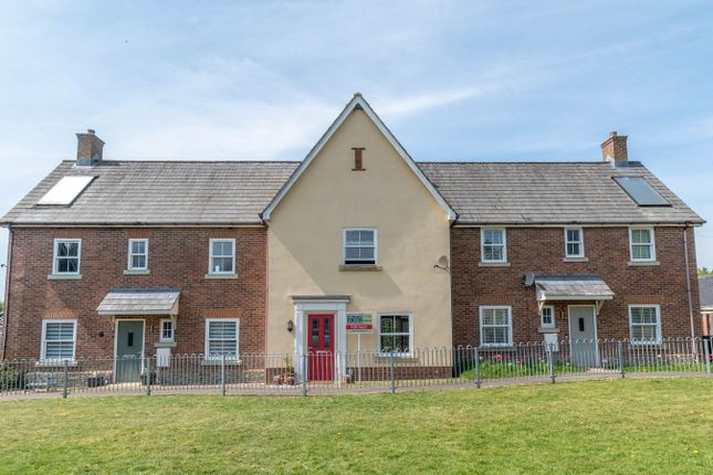 Owen Cole Close, Great Massingham, PE32 3 bed terraced house for sale