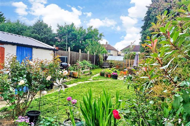 Worcester Road, Maidstone, Kent 3 bed semi