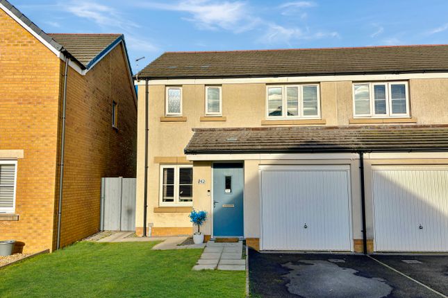 3 bed semi-detached house