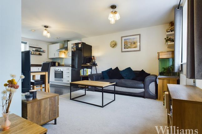 Chappell Close, Aylesbury HP19 2 bed maisonette for sale