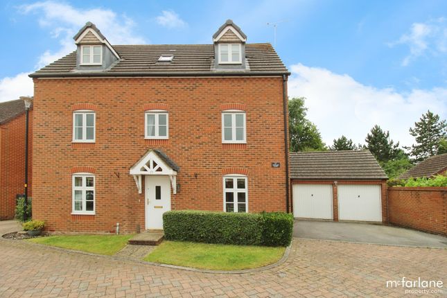 5 bedroom detached house for sale