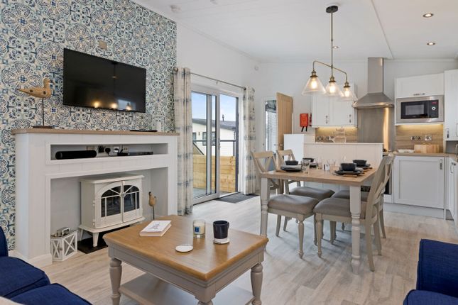 Longstone Rd, St. Mabyn, Bodmin... 3 bed holiday park home for sale
