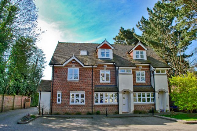 Alexandra Mews, Lymington, SO41 3 bed terraced house for sale