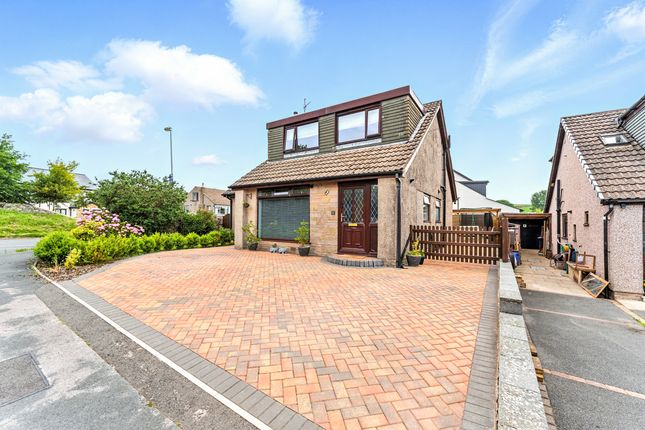 4 bed detached house