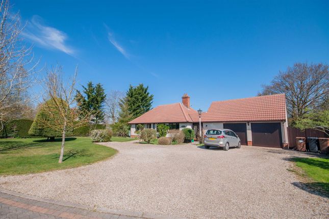 2 bed detached bungalow