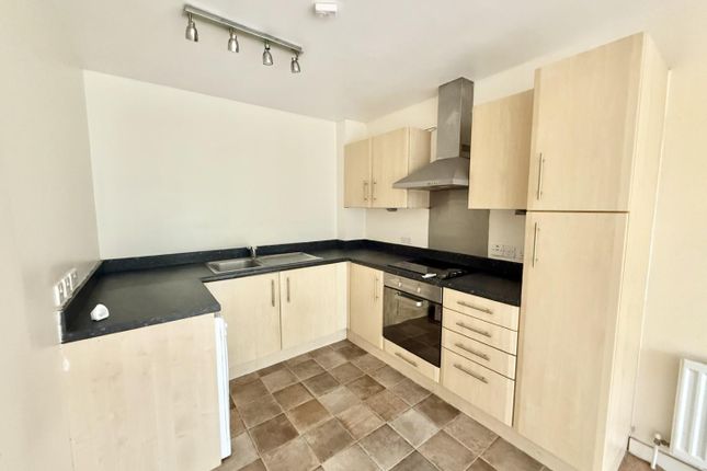 Canalside Gardens, Southall 1 bed flat for sale