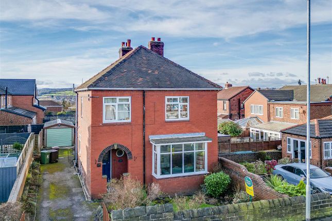 Westfield Road, Wakefield WF4 3 bed detached house for sale