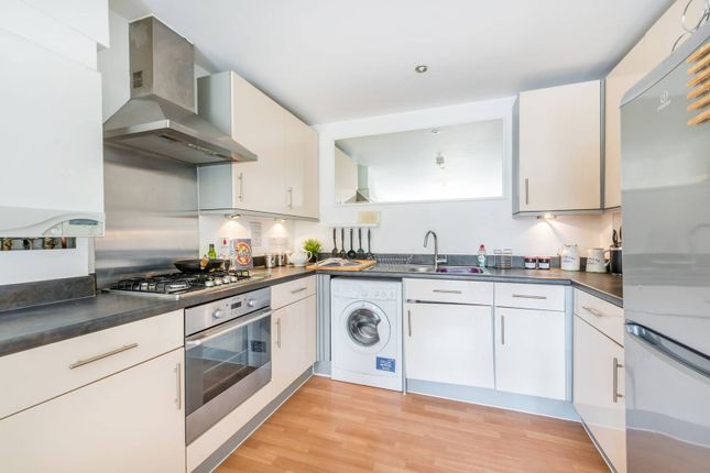 Elswick Street, Sands End, London, SW6 1 bed flat for sale