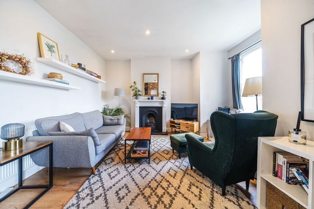 Hurstbourne Road, London SE23 2 bed flat for sale