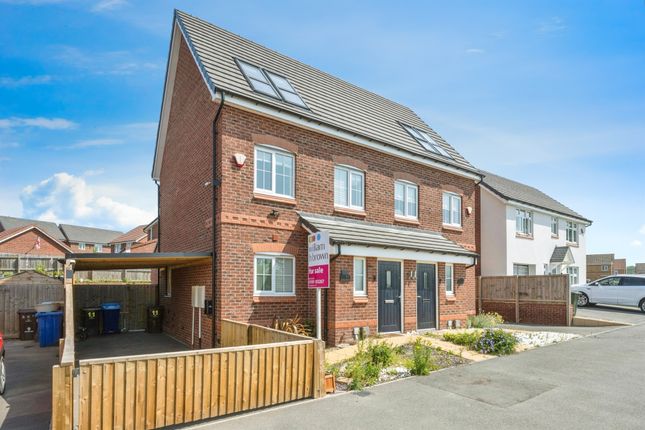 3 bedroom semi-detached house for sale