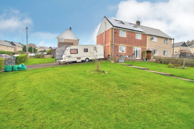 3 bed semi-detached house