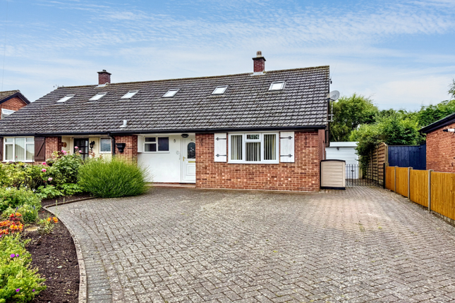 Longworth Road, Tupsley, Hereford, HR1 2 bed semi