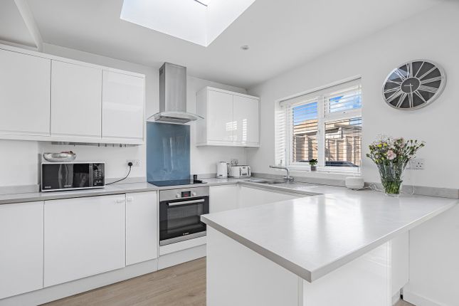 4 bed semi-detached house