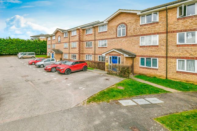 Keller Close, Stevenage SG2 2 bed flat for sale