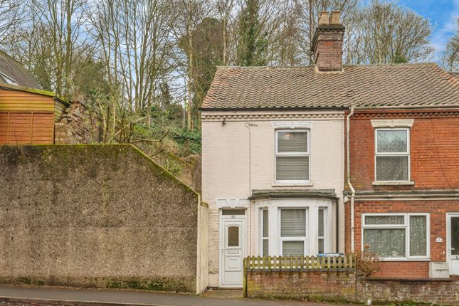 2 bedroom terraced bungalow for sale
