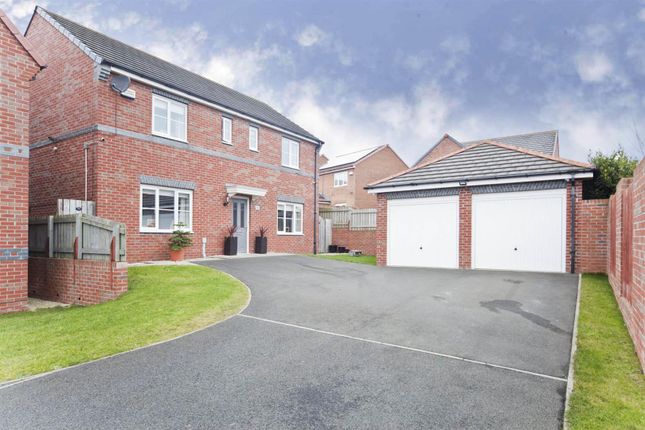 4 bed detached house