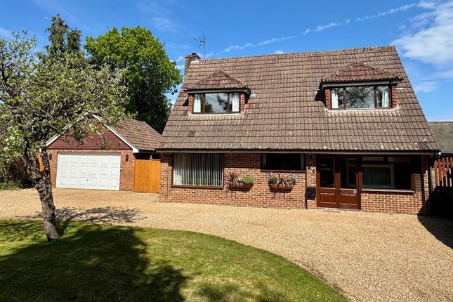 Plaistow Road, Loxwood, RH14 3 bed detached house for sale