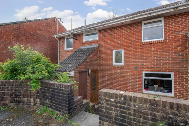 2 bed end terrace house