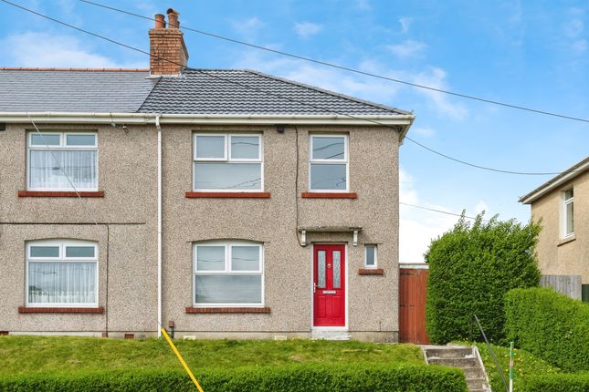 3 bed semi-detached house