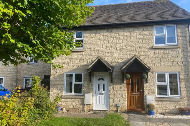 John Tame Close, Fairford... 2 bed semi
