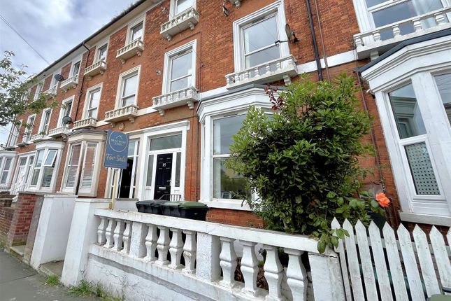 2 bed flat