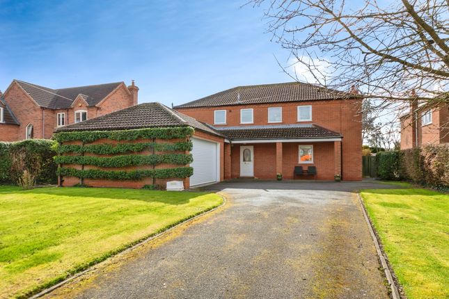 4 bed detached house
