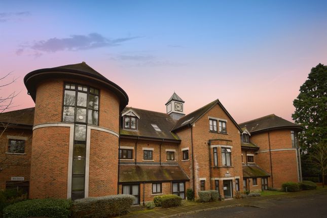 2 bedroom ground floor flat for sale