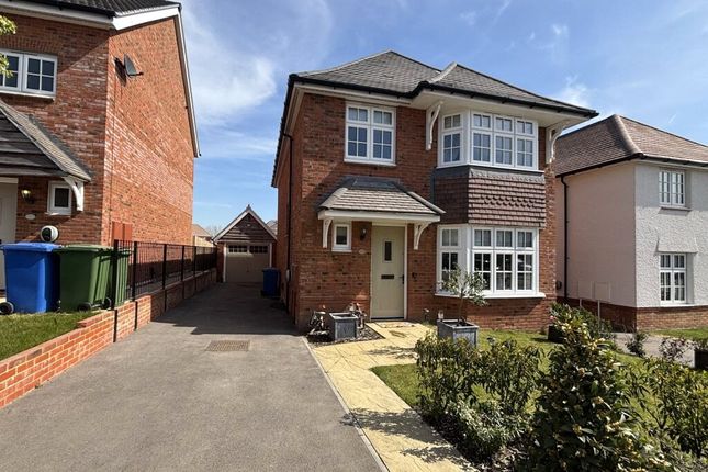 Cornfield Close, Sittingbourne, Kent... 3 bed detached house for sale