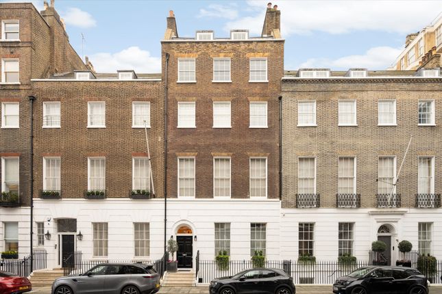 Fitzhardinge Street, Marylebone, W1H 2 bed flat for sale