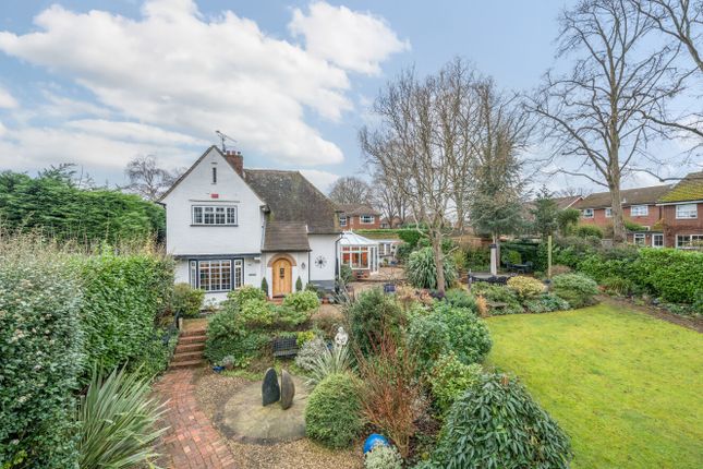 Limmerhill Road, Berkshire RG41 3 bed detached house for sale